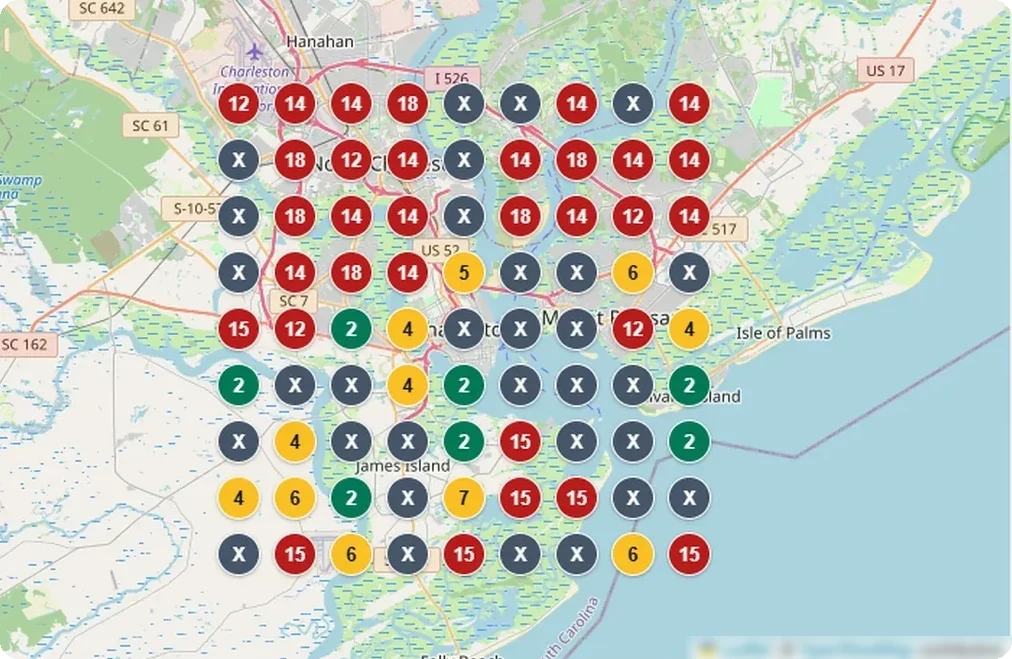 Close-up of a scan: colored rank points over the city map, from green top-three spots to an X where it was not found